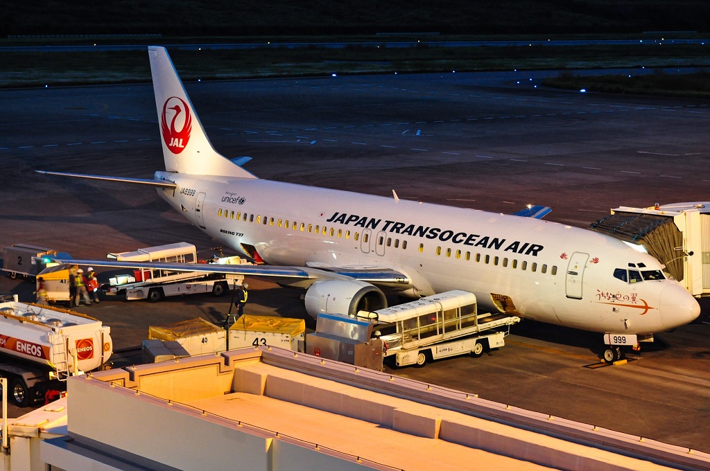 再値下げ★日本・沖縄航空切手★使用済まとめて２０枚以上 値下げ☆日本・沖縄航空切手☆使用済まとめて20枚以上 （日経